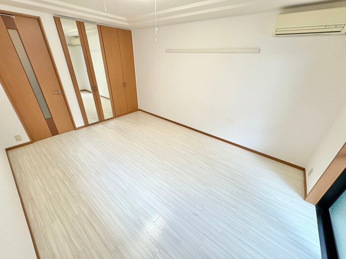 物件内観写真6　(居室)