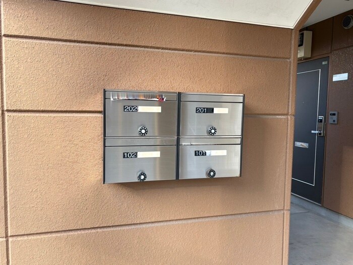 物件外観写真4　(建物設備)