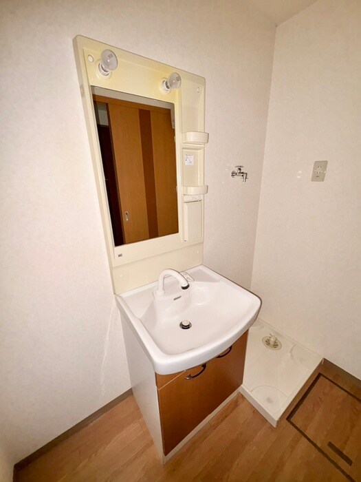 物件内観写真9　(洗面)