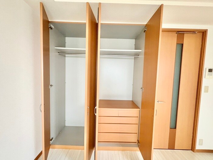 物件内観写真10　(収納)