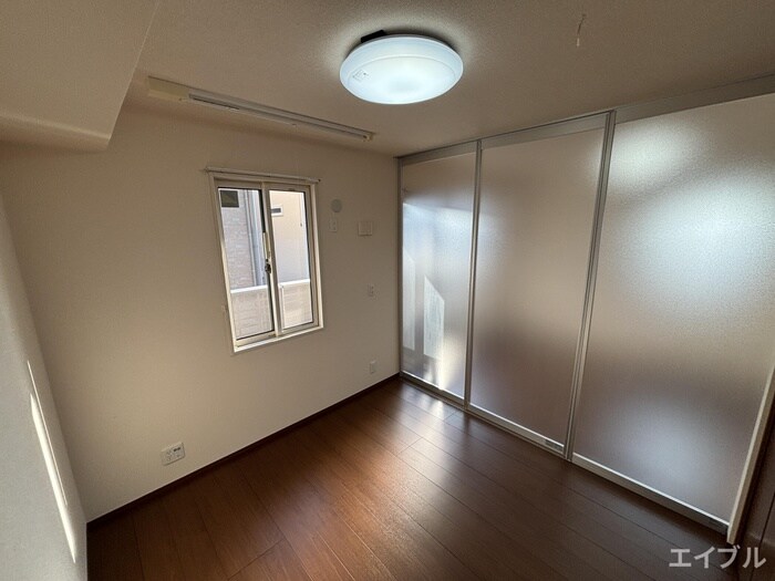 物件内観写真6　(居室)