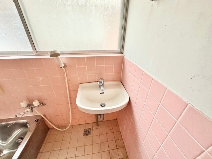 物件内観写真10　(洗面)