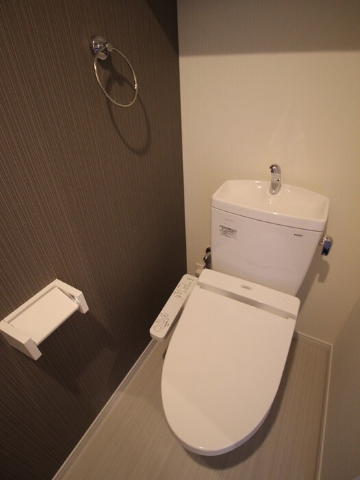 物件内観写真11　(トイレ)