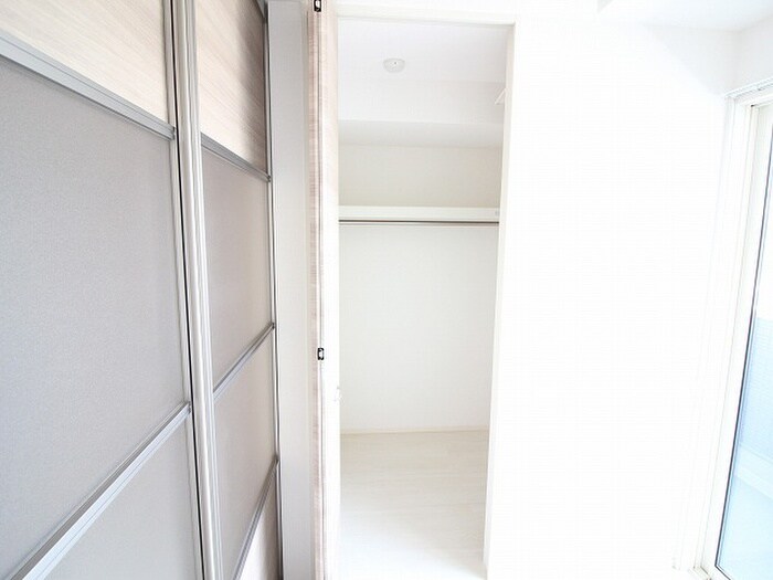 物件内観写真11　(収納)