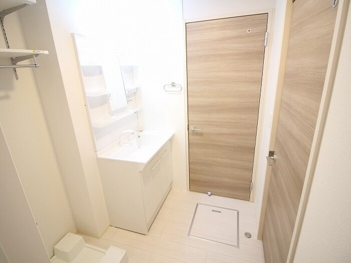 物件内観写真14　(洗面)