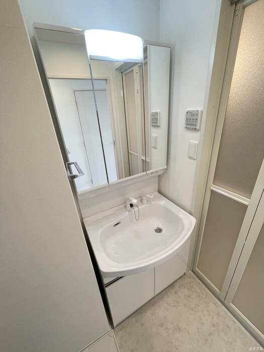 物件内観写真11　(洗面)