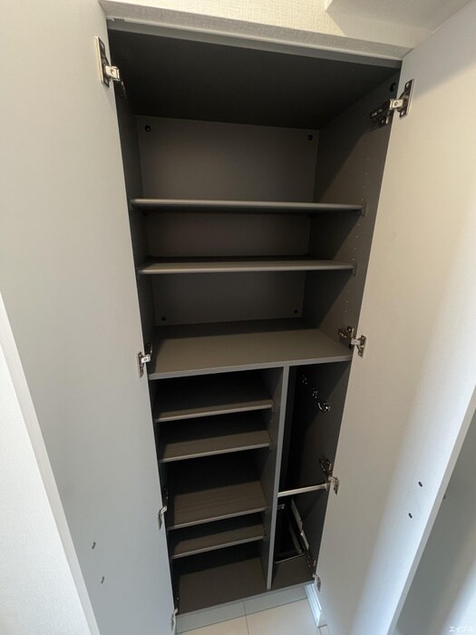 物件内観写真16　(靴箱)