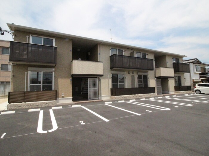 物件外観写真5　(外観写真)