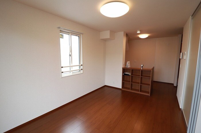 物件内観写真5　(居室)