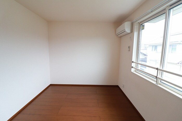 物件内観写真6　(居室)