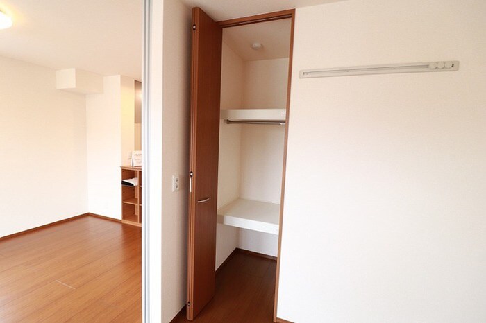 物件内観写真8　(収納)