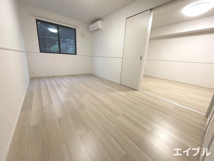 物件内観写真9　(居室)