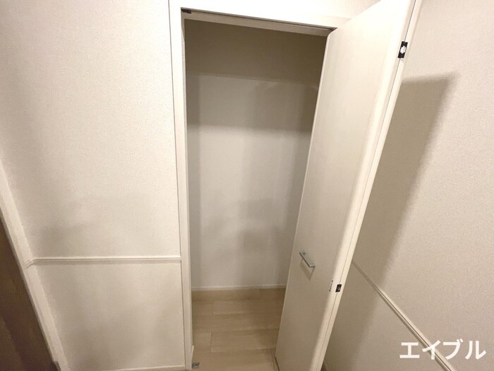物件内観写真10　(収納)