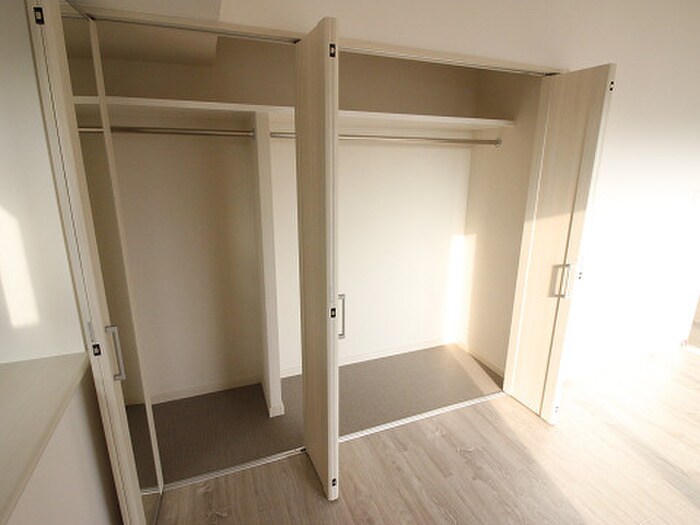 物件内観写真11　(収納)