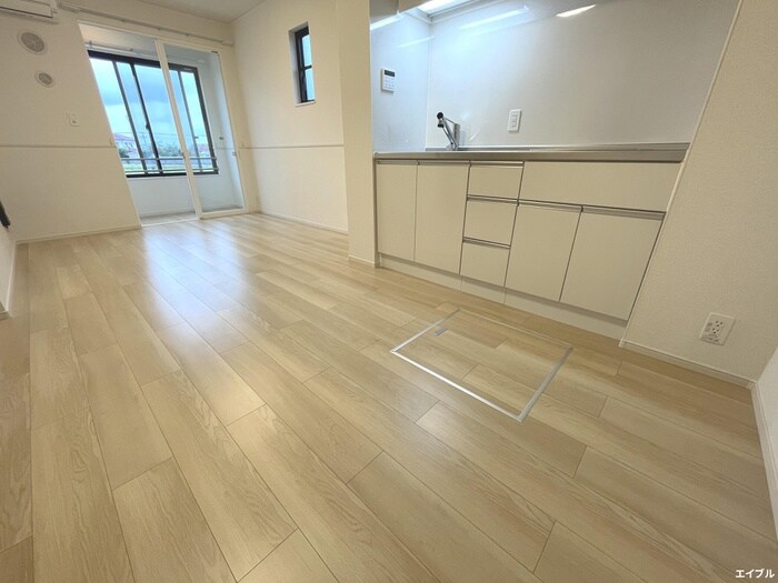 物件内観写真9　(居室)