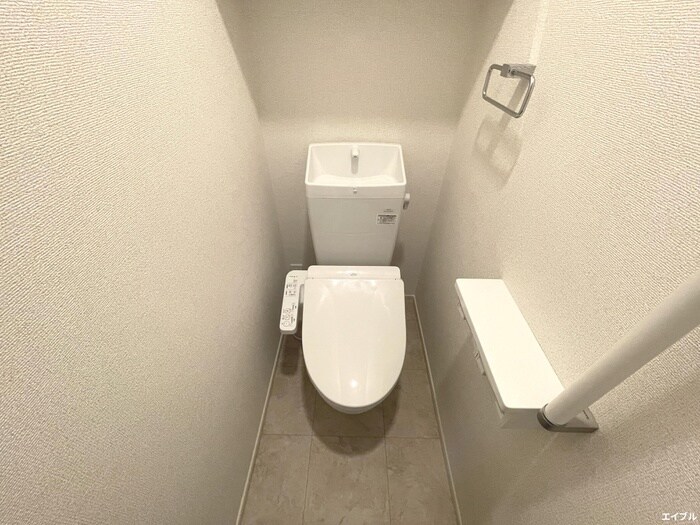 物件内観写真13　(トイレ)