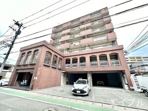 飯野ビル外観写真