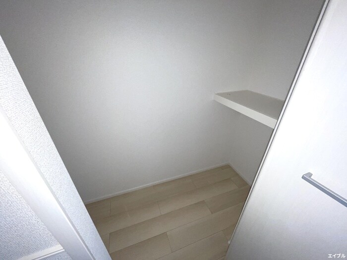 物件内観写真10　(収納)