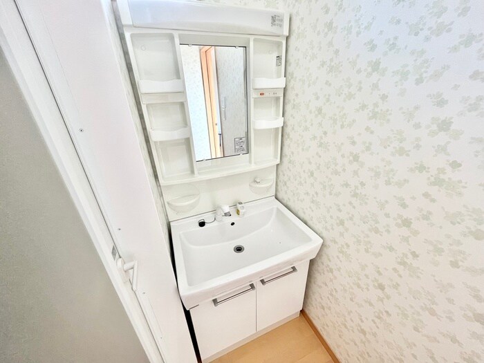 物件内観写真8　(洗面)