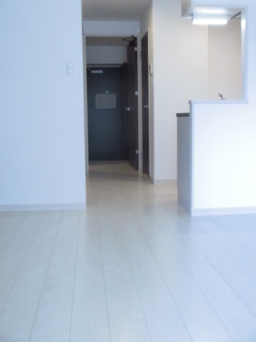 物件内観写真2　(居室)