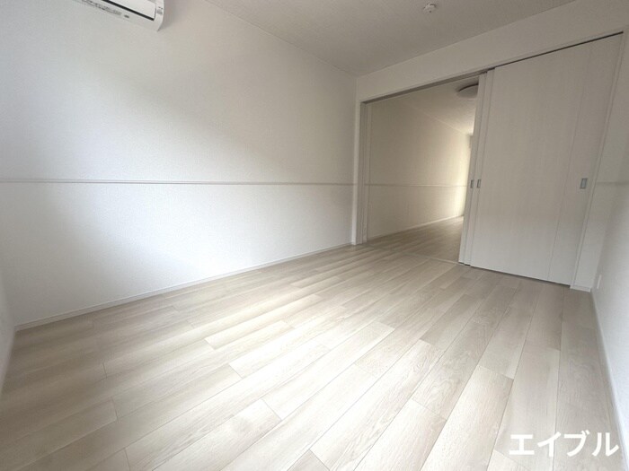 物件内観写真9　(居室)
