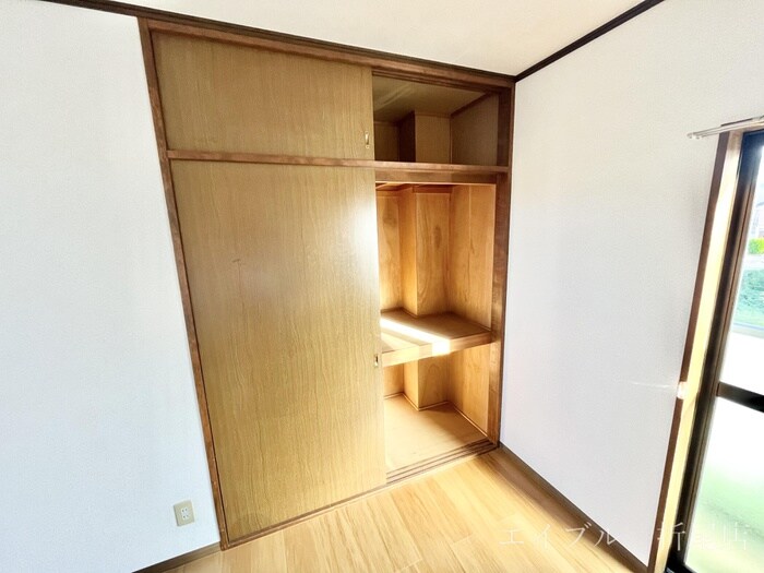 物件内観写真10　(収納)