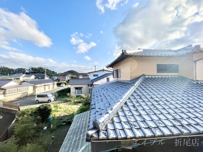 物件内観写真12　(室内からの展望)