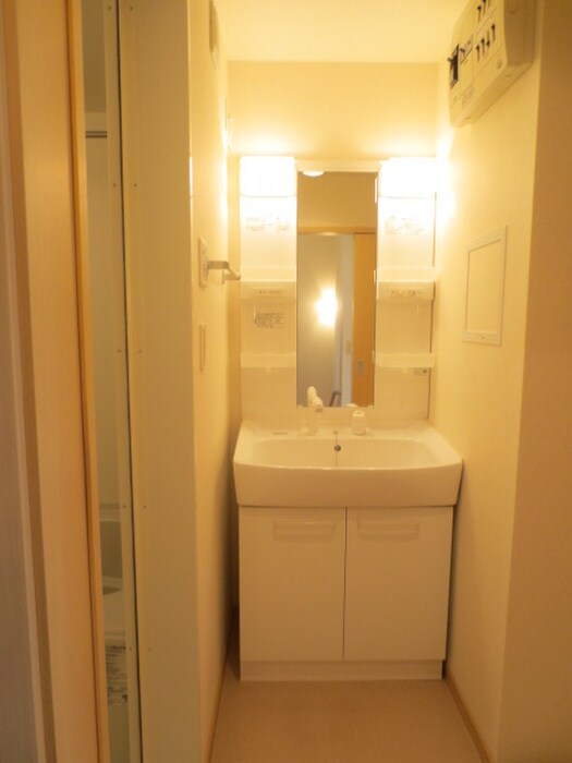 物件内観写真14　(洗面)