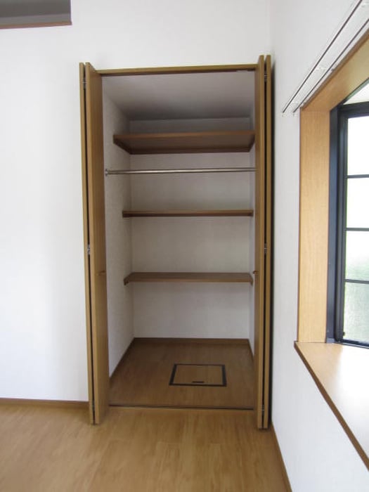 物件内観写真14　(収納)