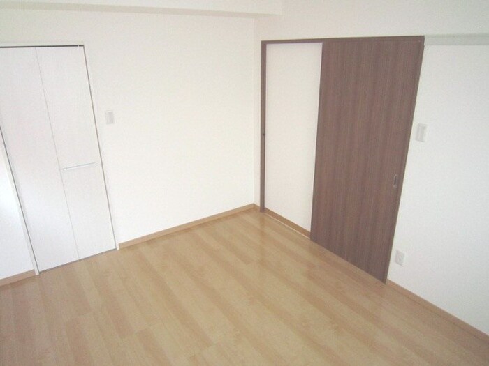 物件内観写真16　(居室)