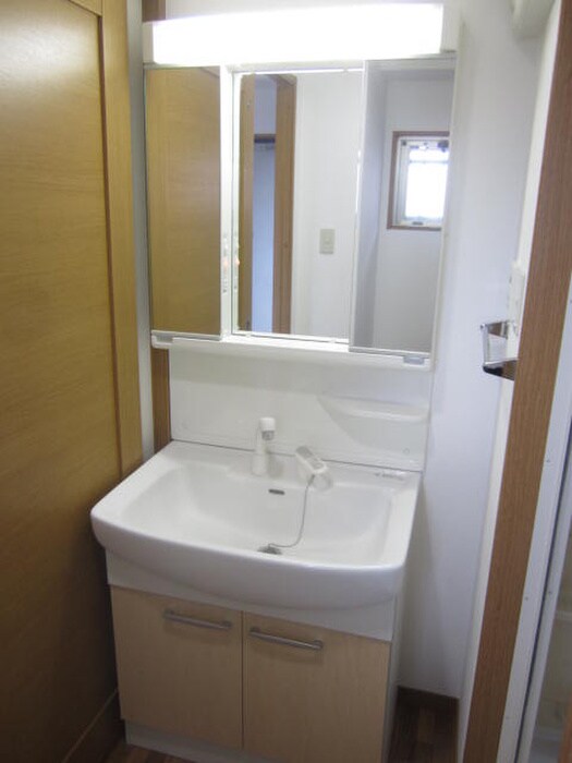 物件内観写真9　(洗面)