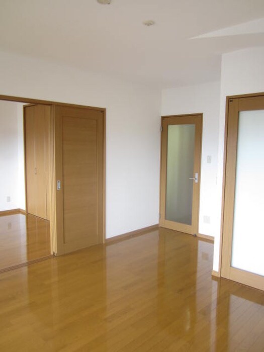 物件内観写真13　(居室)