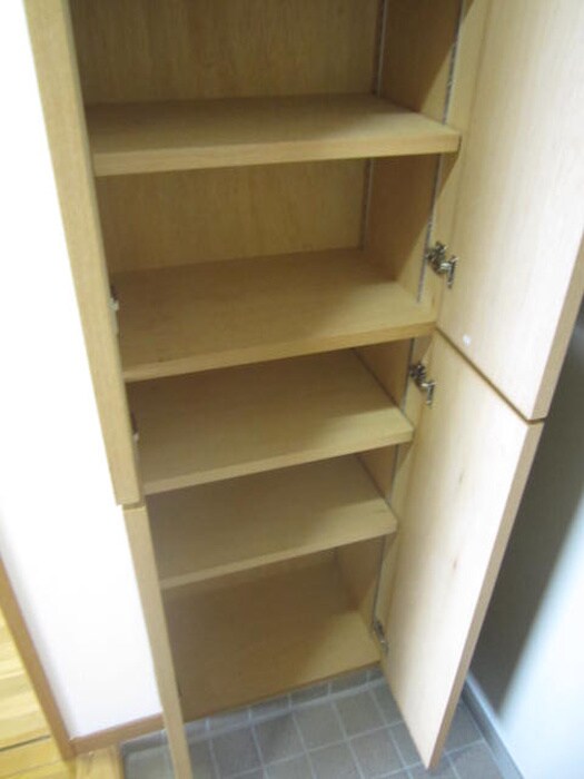 物件内観写真14　(靴箱)