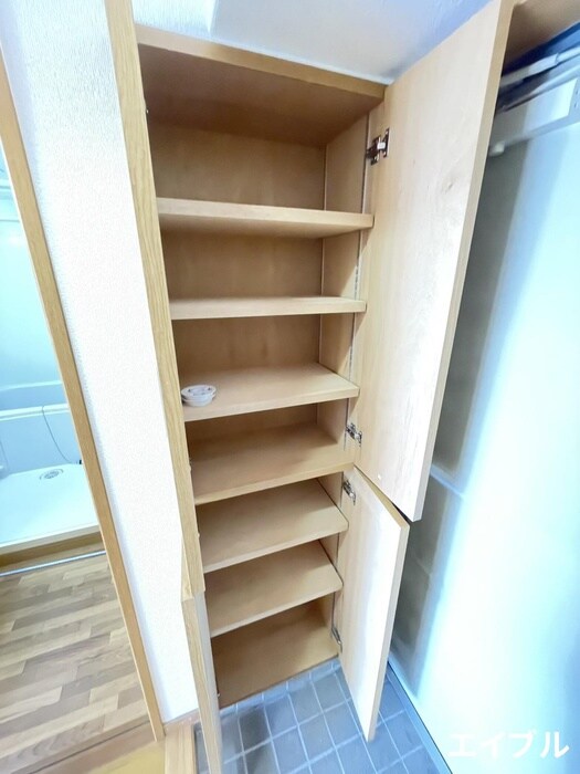 物件内観写真19　(靴箱)