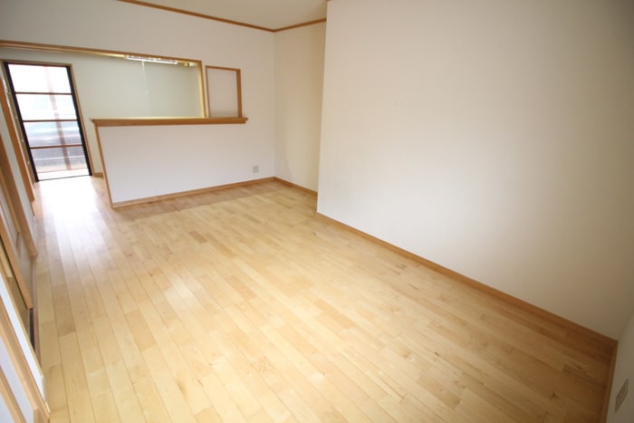 物件内観写真8　(居室)