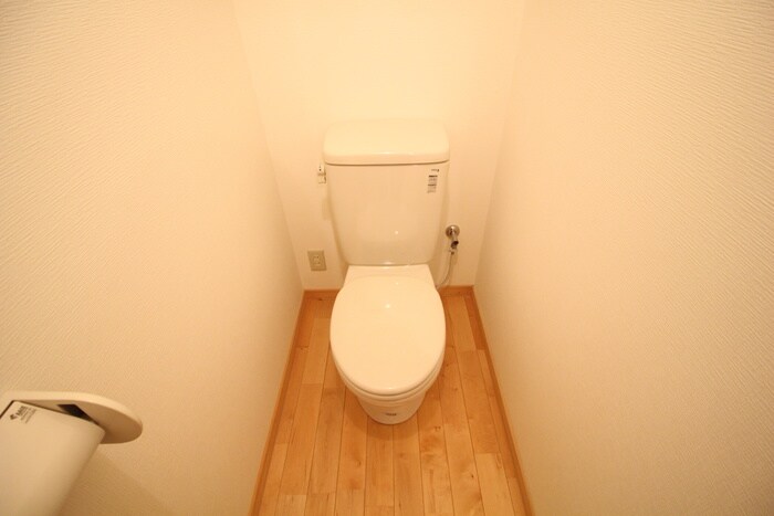 物件内観写真12　(トイレ)