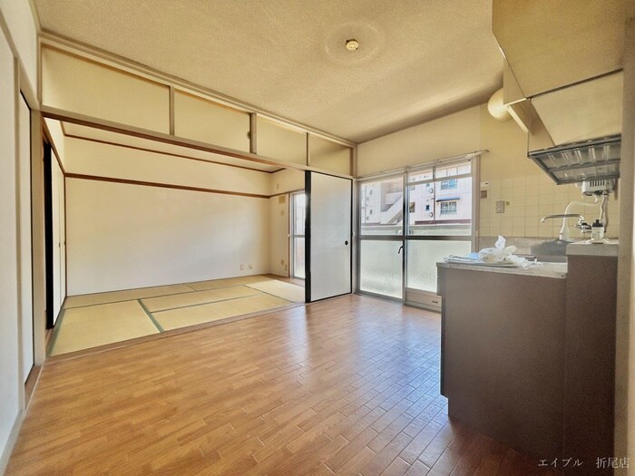 物件内観写真5　(居室)