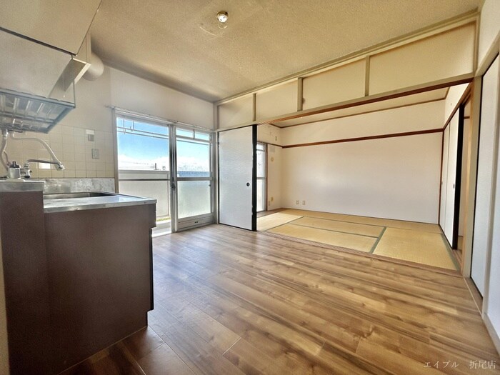 物件内観写真4　(居室)