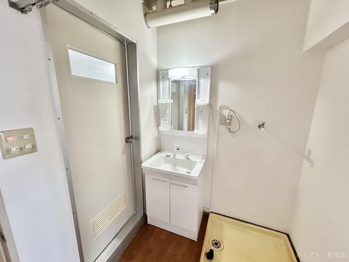 物件内観写真8　(洗面)