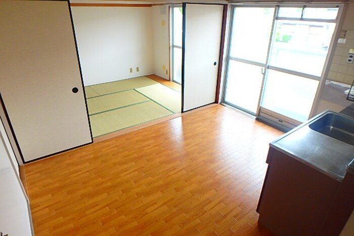 物件内観写真11　(居室)