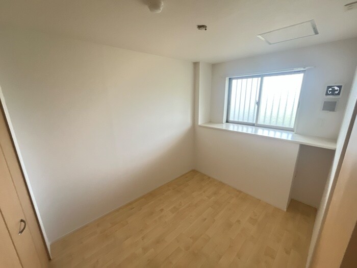 物件内観写真5　(居室)