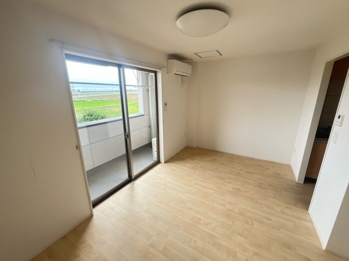 物件内観写真6　(居室)