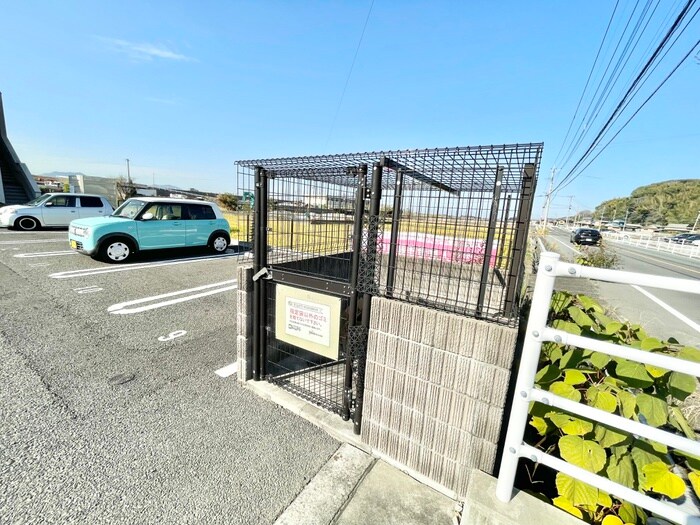 物件外観写真4　(建物設備)