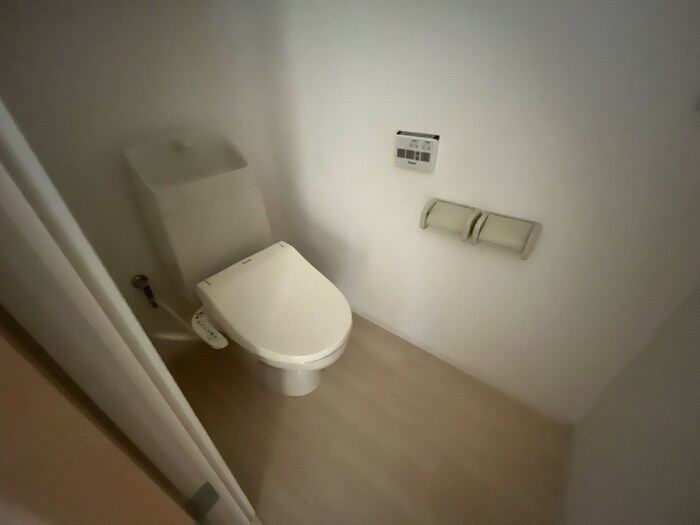 物件内観写真12　(トイレ)