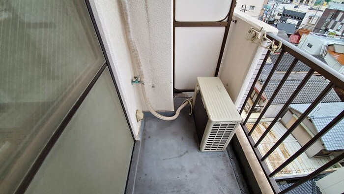 物件内観写真13　(洗濯機置場)