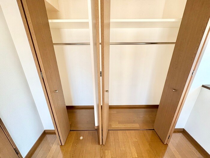 物件内観写真13　(収納)