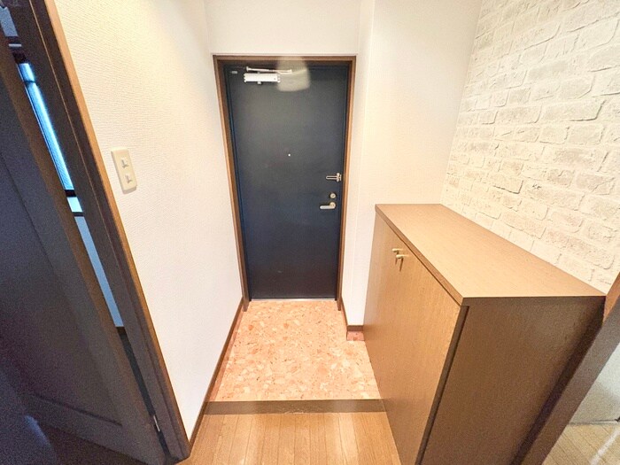 物件内観写真14　(玄関)