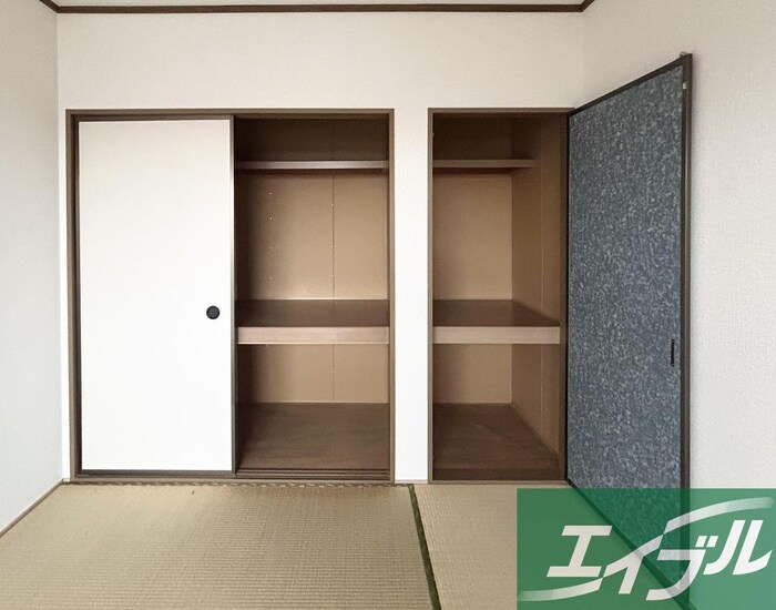 物件内観写真15　(収納)