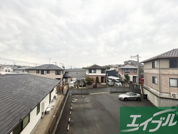 物件内観写真18　(室内からの展望)