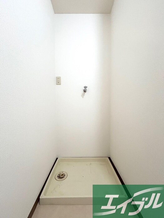 物件内観写真22　(洗濯機置場)